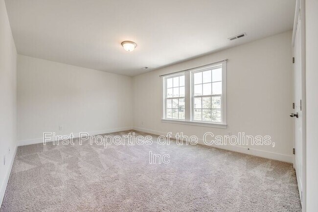 Building Photo - 1540 Striped Bass Ln