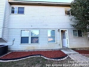 Building Photo - 6207 Amherst Bay