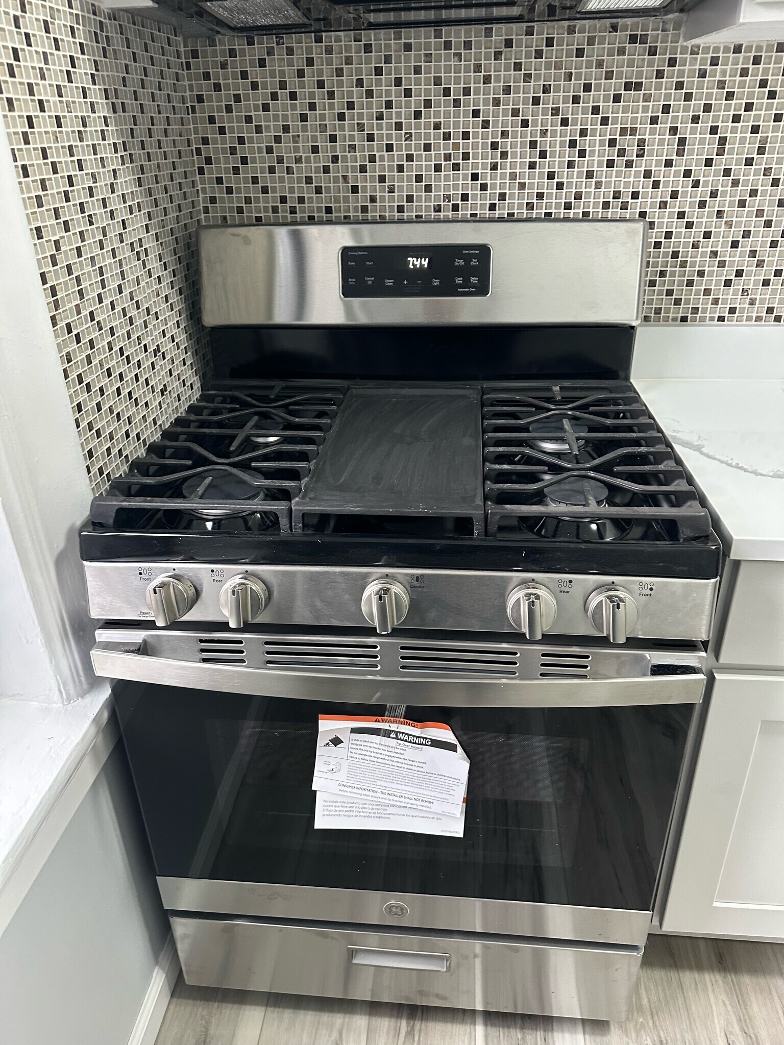 Building Photo - 429 Fairmount Ave