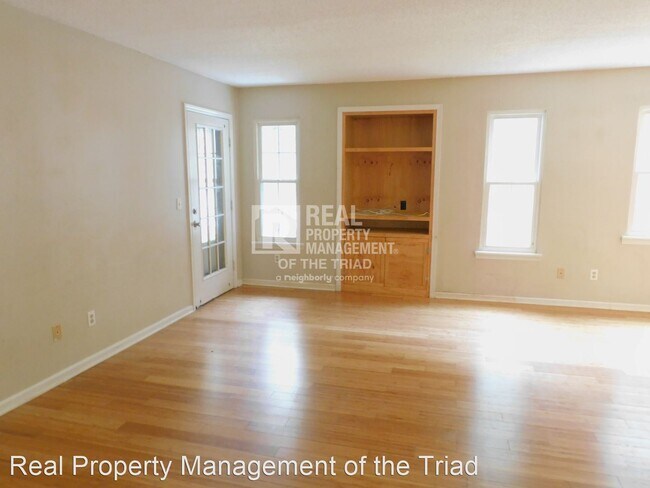 Building Photo - 2 br, 1 bath House - 4312-A Edith Lane