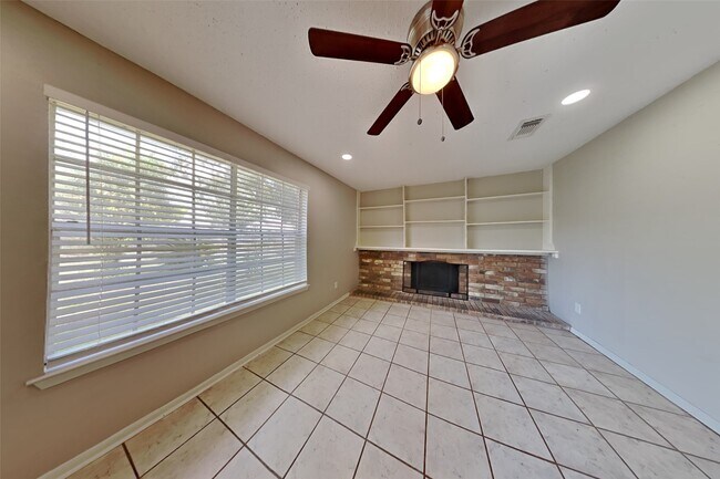 Building Photo - 13330 Bridgewalk Ln