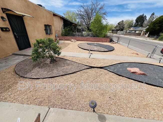 Building Photo - 1402 Phoenix Ave NW