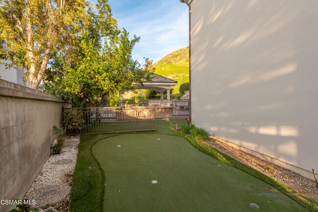 Building Photo - 25301 Prado De Los Arboles