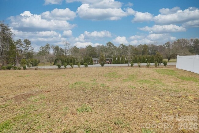 Building Photo - 8140 Clairwood Dr