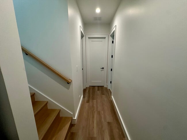 Building Photo - 4243 N Damen Ave