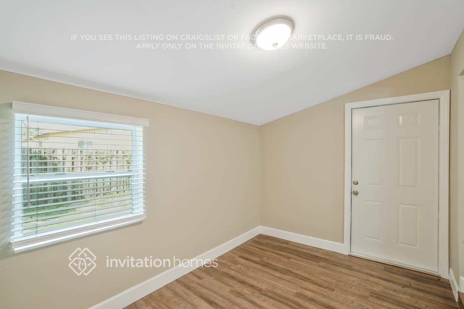 Building Photo - 6291 NW 14th Ct