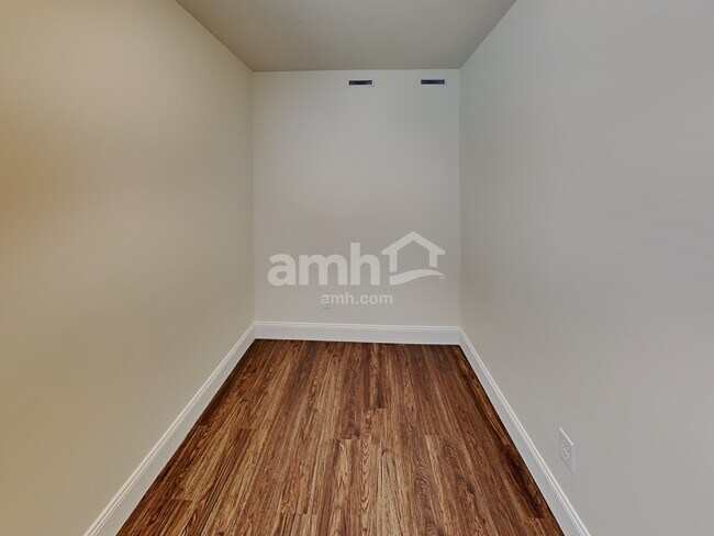 Building Photo - 3341 S 2580 W