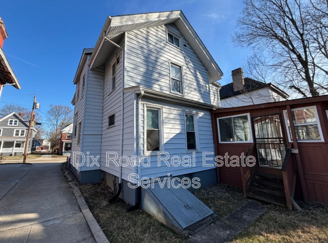 Building Photo - 3517 Trimble Ave