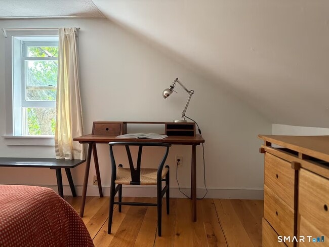 Building Photo - 895 Tolland Stage Rd