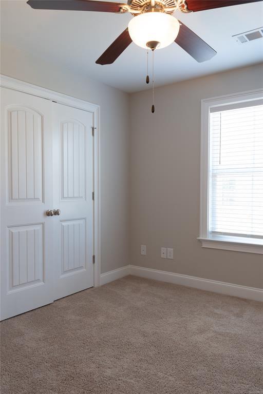 Building Photo - 923 Wheat Ridge Dr