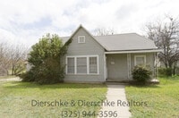 Building Photo - Affordable 2 bedroom home CLOSE ACCESS TO LOOP 306!