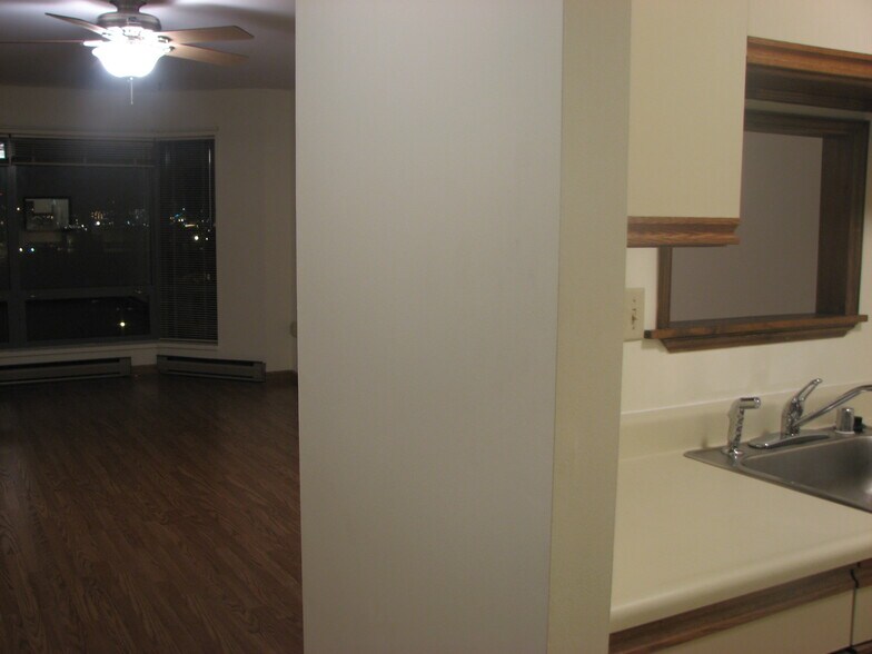 Building Photo - 148 Breakwater Dr