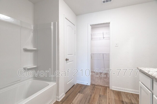 Building Photo - 10939 Delight Grove