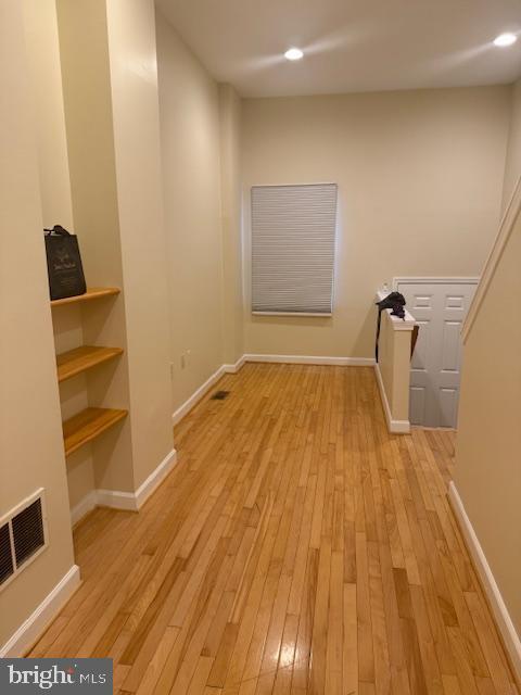 Primary Photo - 132 N Bradford St