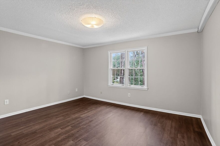 Building Photo - 53 Monet Ct NW