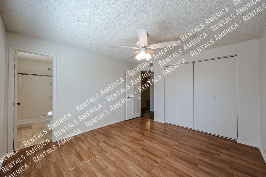 Building Photo - 14029 N 38th Pl