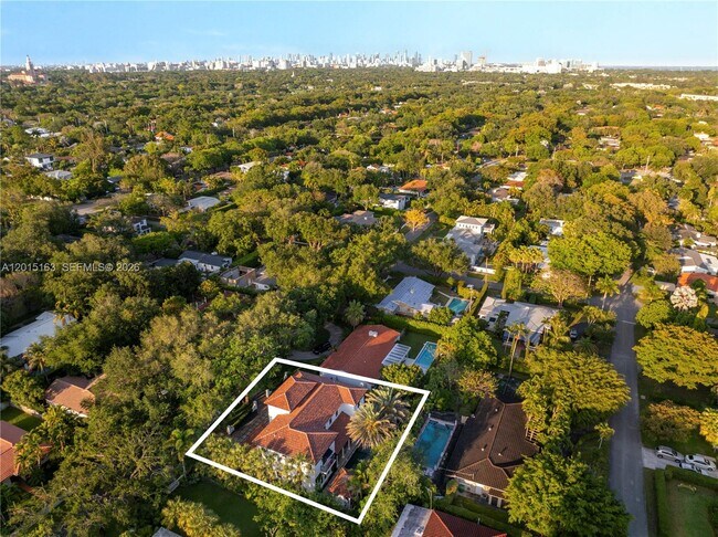 Building Photo - 5838 SW 50th St