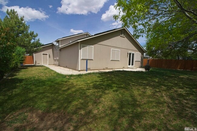 Building Photo - 3035 Bandera Ave