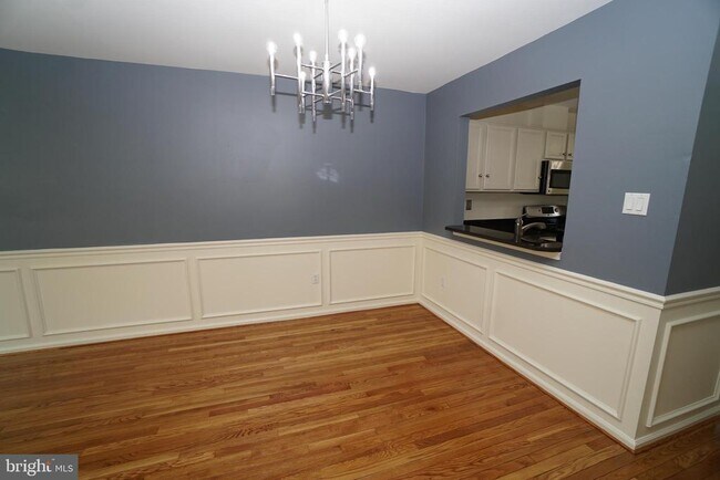 Building Photo - 2000 Harvard Dr