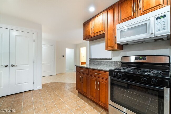 Building Photo - 6030 Spring Ranch Pkwy