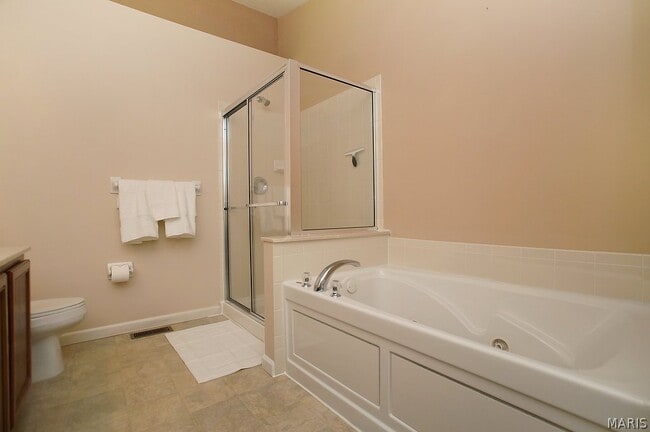 Building Photo - 307 Shady Rock Ln