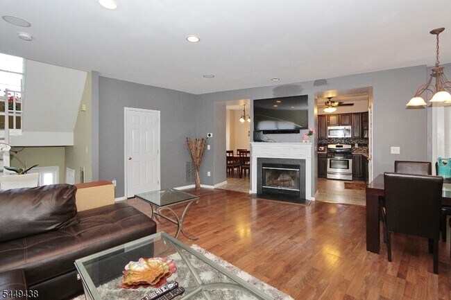 Building Photo - 1408 Norwood Way