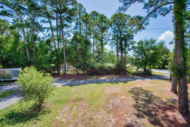 Building Photo - 5230 Soundside Dr