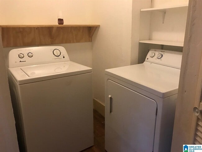 Building Photo - 4328 5th Ave S