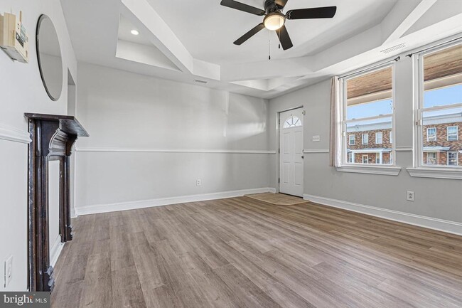 Building Photo - 3312 Parklawn Ave