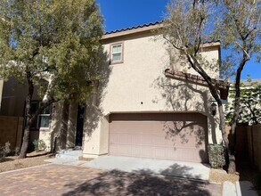 Building Photo - ?Charming 3-bedroom Home!