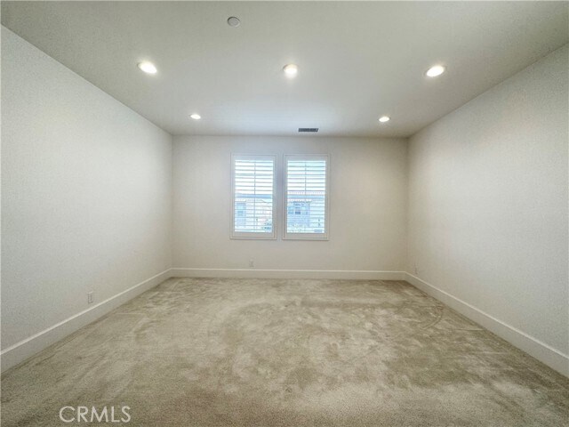 Building Photo - 214 Parkwood