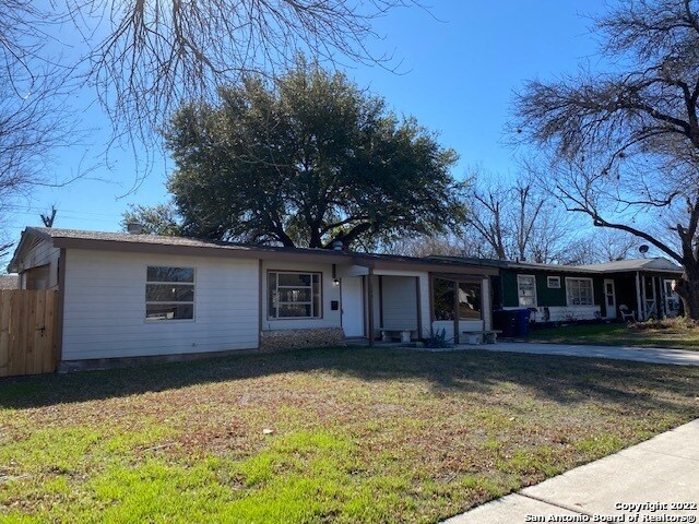 Primary Photo - 146 Pilgrim Dr