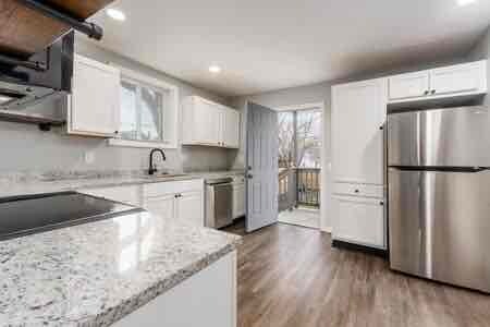 Building Photo - 969 Heyl Ave