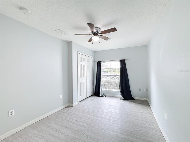 Building Photo - 249 Royal Palm Dr