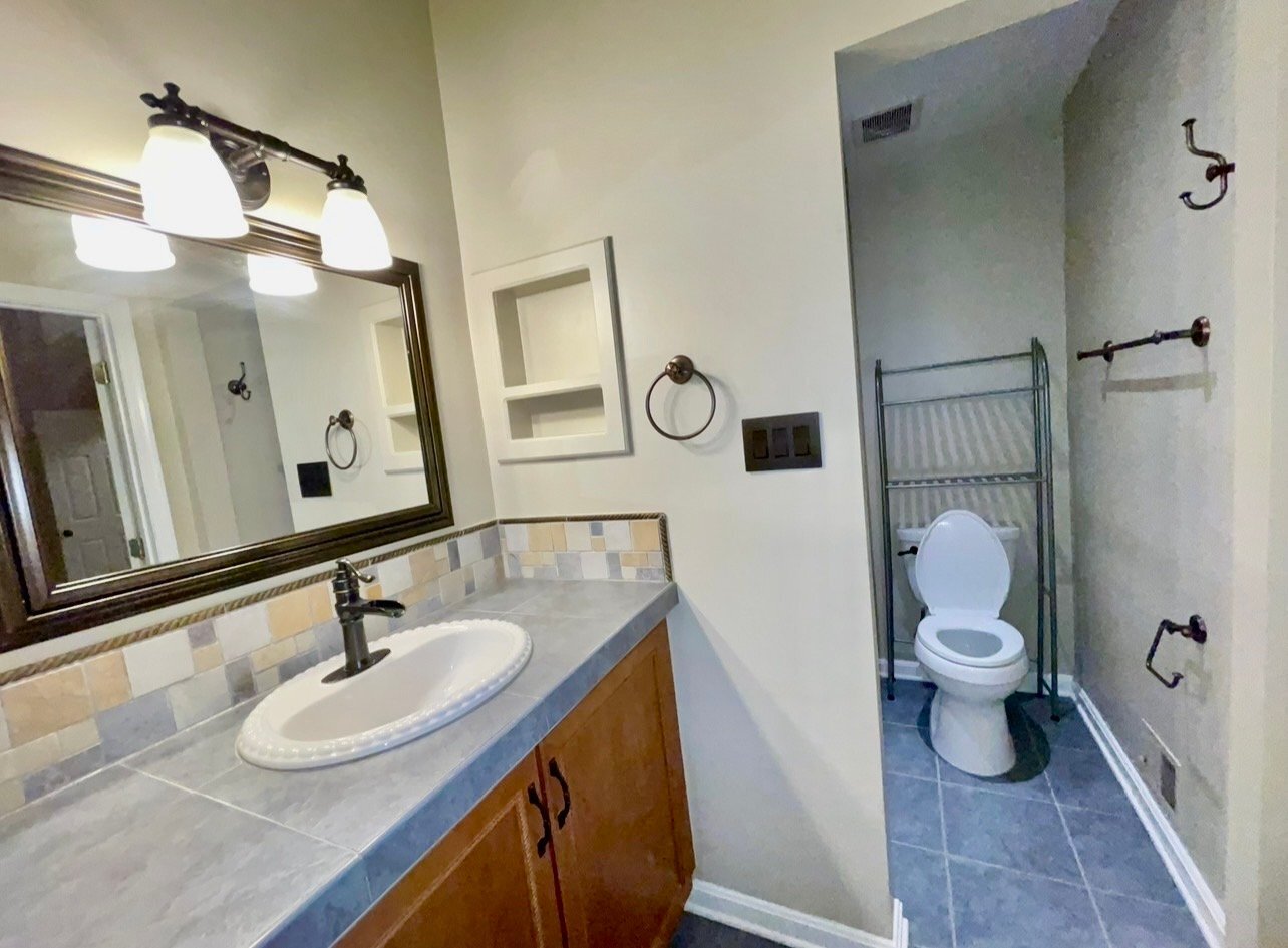 Building Photo - 7877 Wintercress Ln