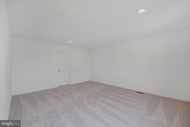 Building Photo - 162 Ludgate Mnr