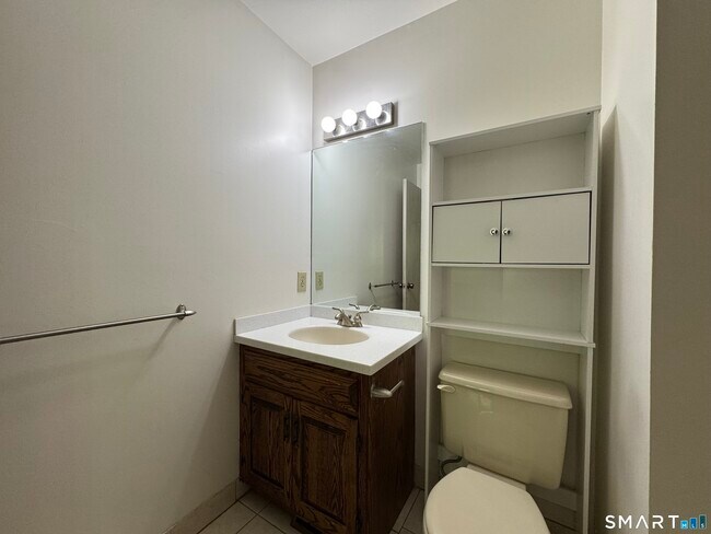 Building Photo - 223 Deer Run