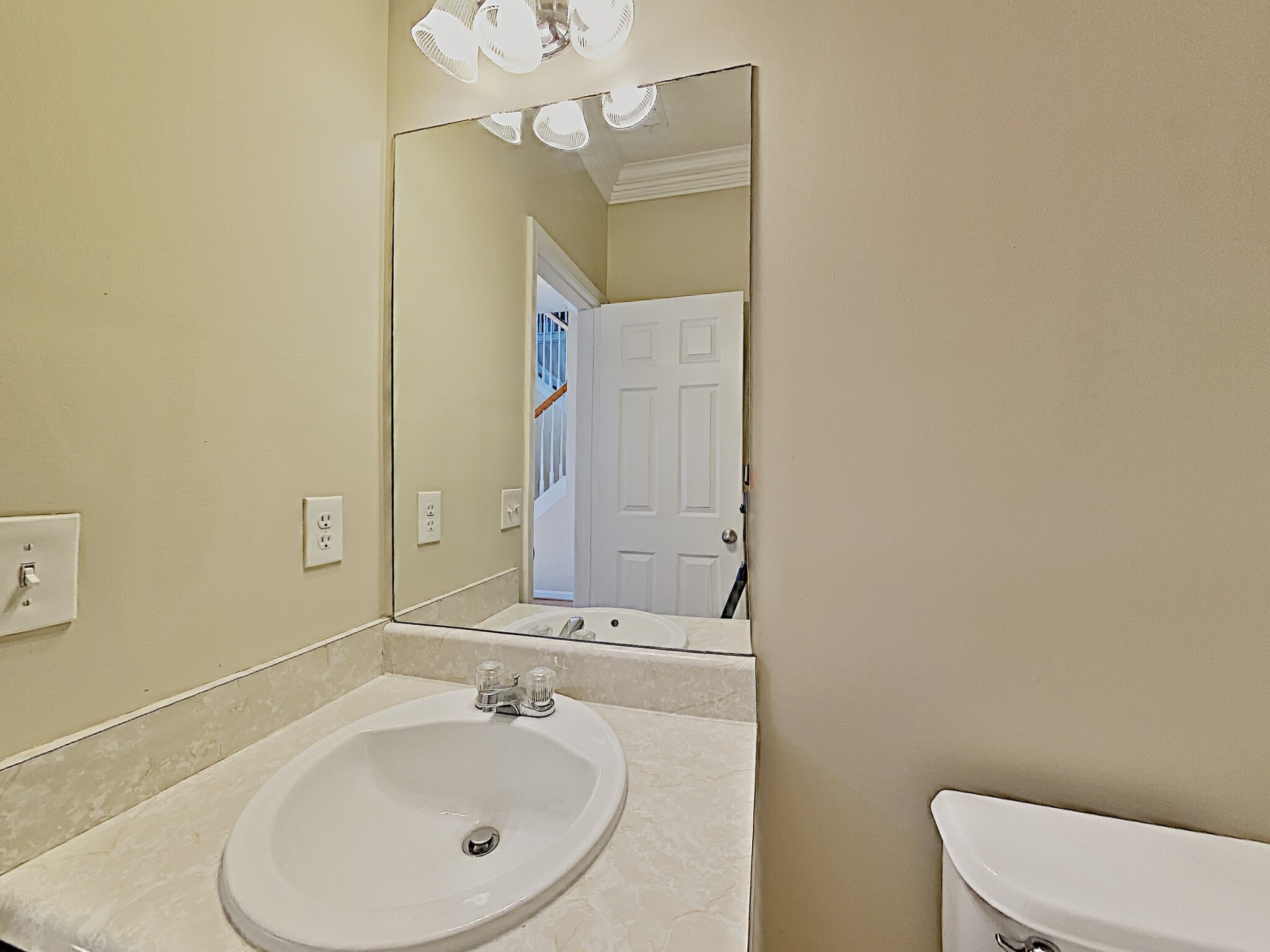 Building Photo - 348 Yellow Iris Rd