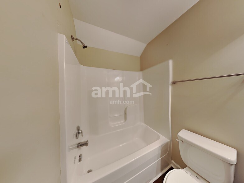 Building Photo - 2087 Longhunter Chase Dr