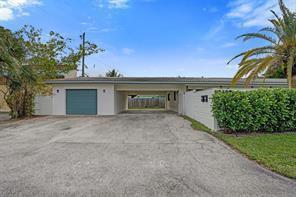 Building Photo - 2500 NE 16th Ave