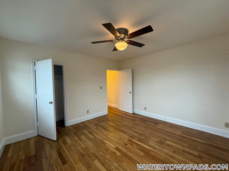 Building Photo - 550 Belmont St