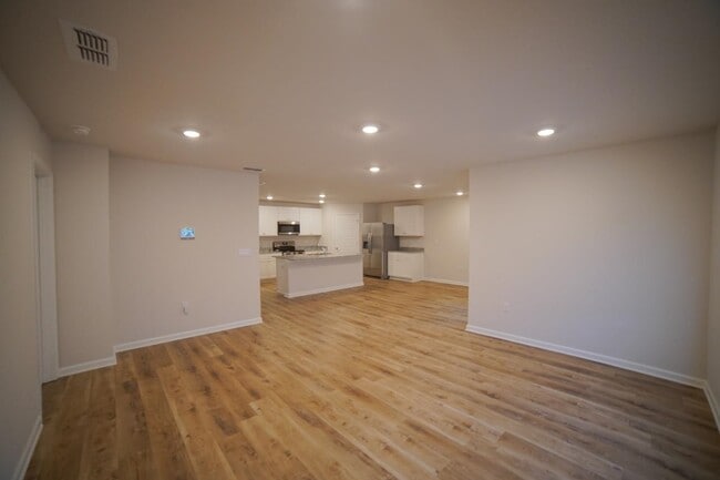 Building Photo - 4053 Brownstone Wy