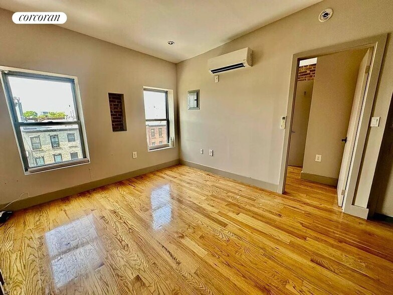 Building Photo - 57 Halsey St