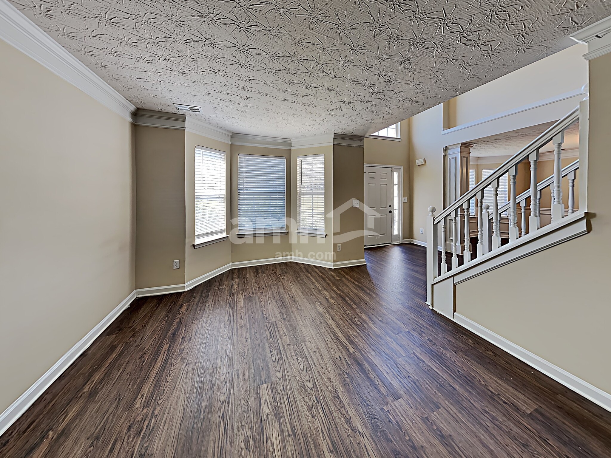 Building Photo - 233 Biltmore Way