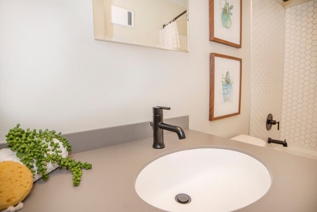 Interior Photo - Greenview Manor