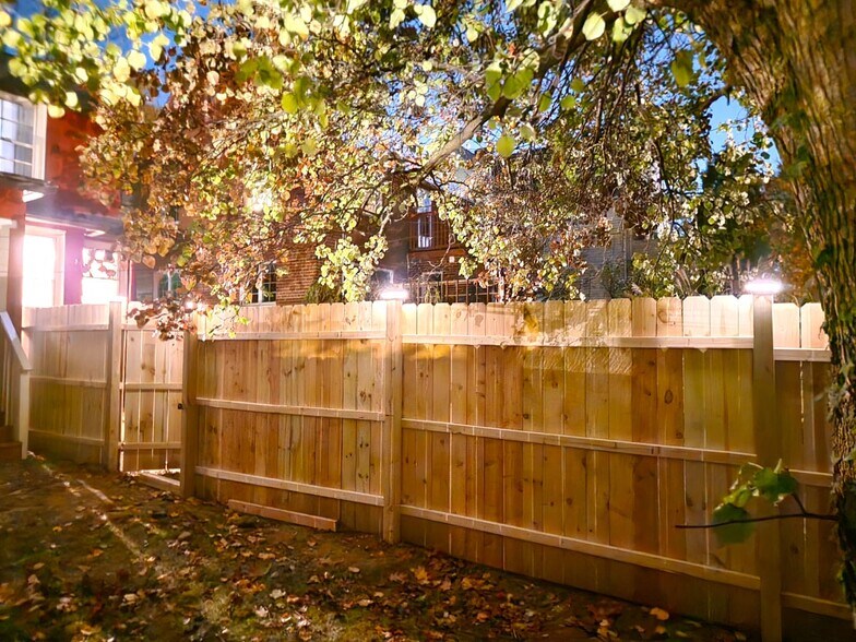 Building Photo - 3520 Ingleside Rd