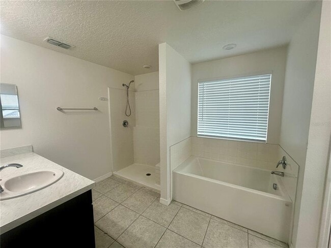 Building Photo - 125 Villavista Ct