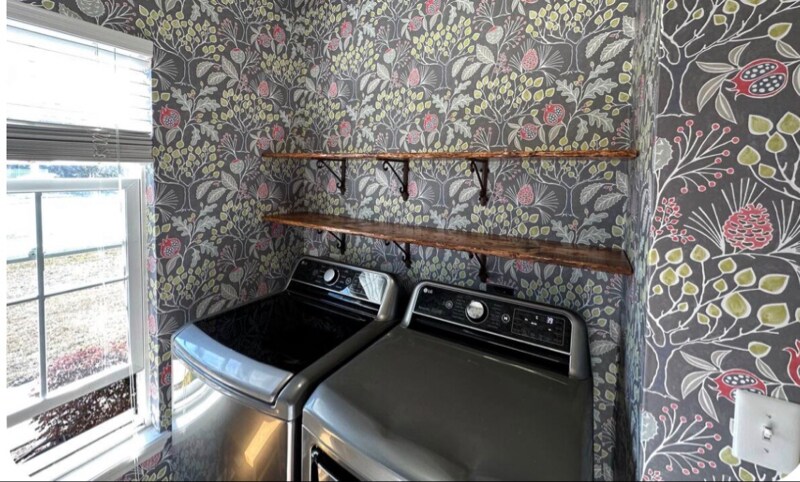 Building Photo - 8 Downing Ct SE