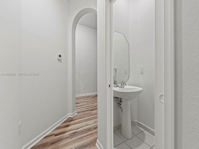 Building Photo - 2247 Portofino Ave