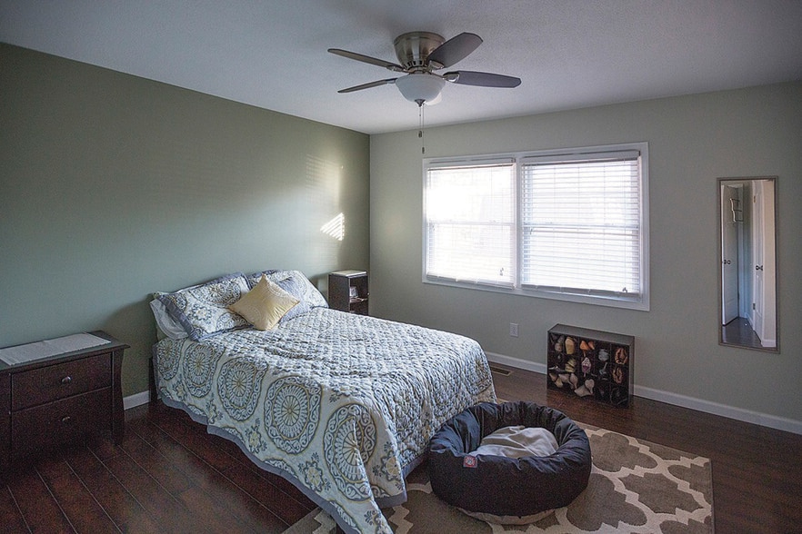 Bedroom 2 - 3000 Golden Rd